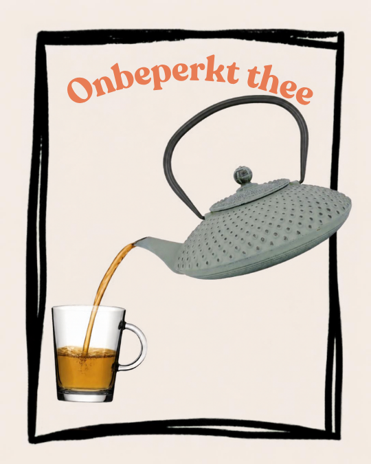 Onbeperkt thee: een theepot schenkt thee in een glas